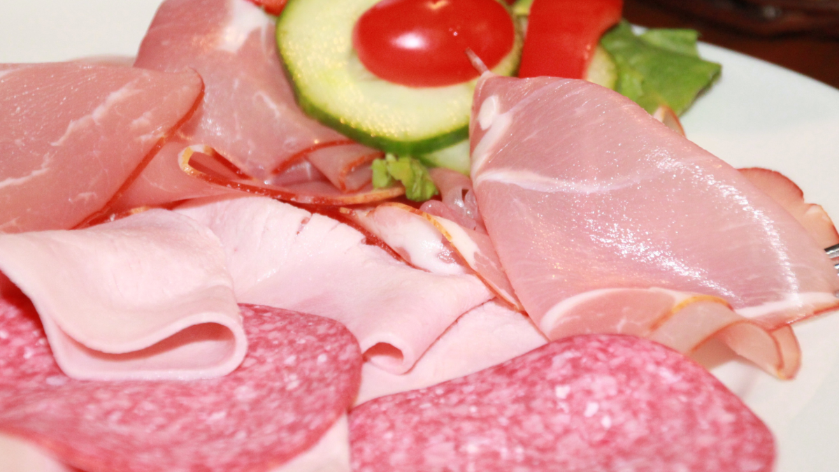 Veggie-Wurst im Test: Hohe Keimbelastung und viele Zusatzstoffe in diesen Produkten