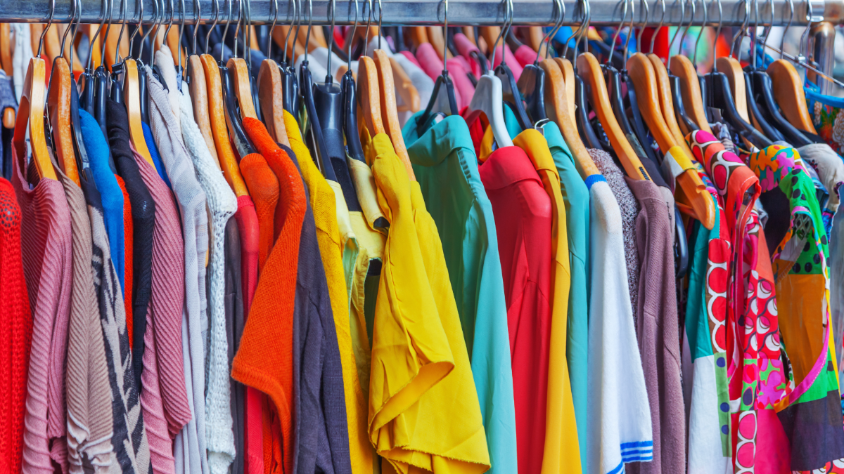 Erfolg: Konzerne dürfen unverkaufte Kleidung bald nicht mehr vernichten Erfolg: Konzerne dürfen unverkaufte Kleidung bald nicht mehr vernichten