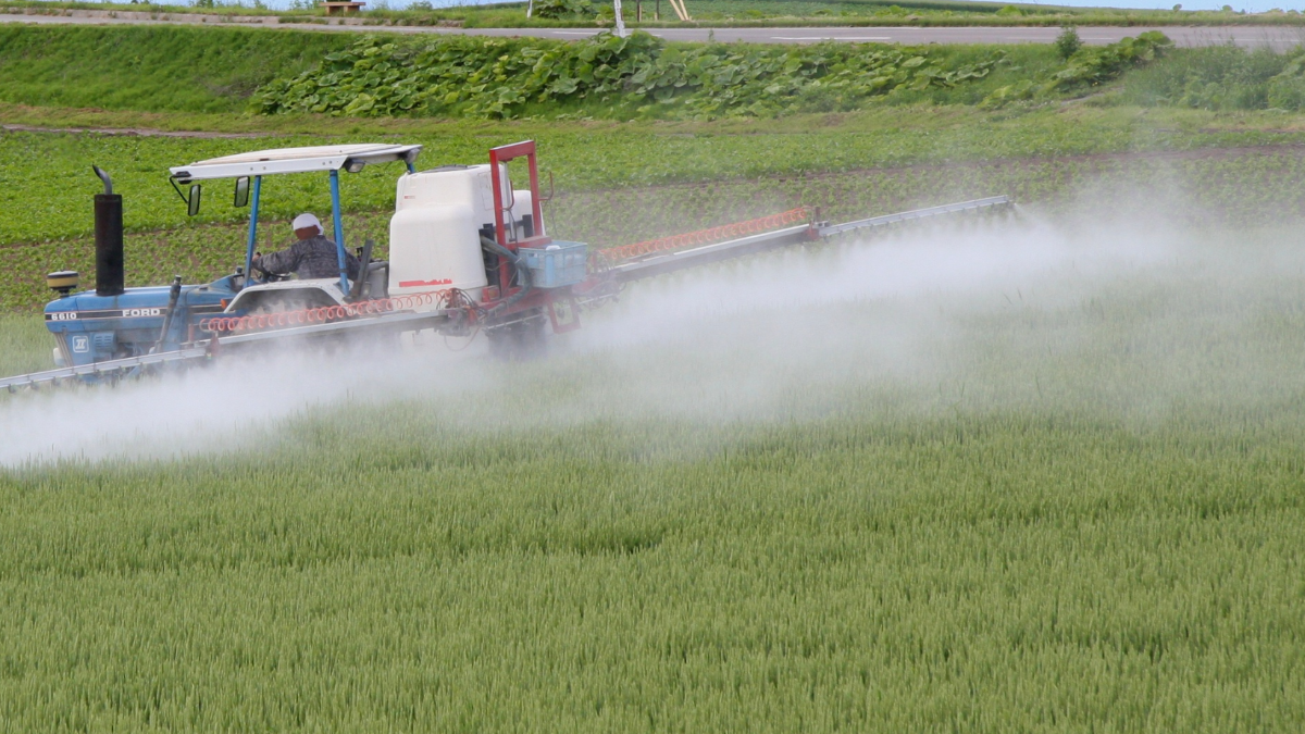 Aufreger: Minister will „Pestizide“ verbieten – das Wort, nicht die Umweltgifte