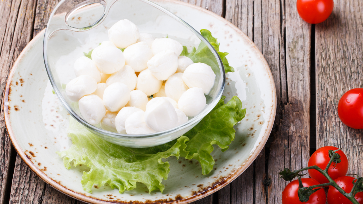 Mini-Mozzarella im Test: Teuerstes Produkt schneidet am schlechtesten ab Mini-Mozzarella im Test: Teuerstes Produkt schneidet am schlechtesten ab